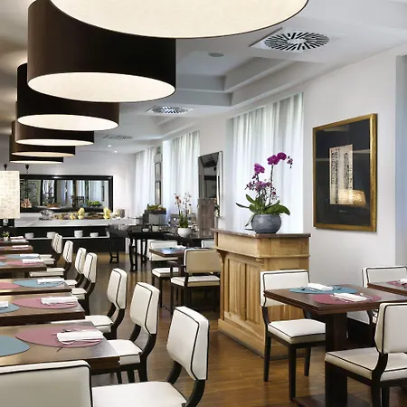 Pulitzer Hotel 4*