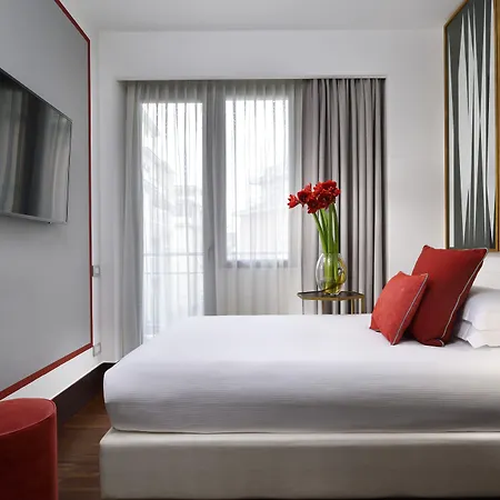 Pulitzer Hotel 4*